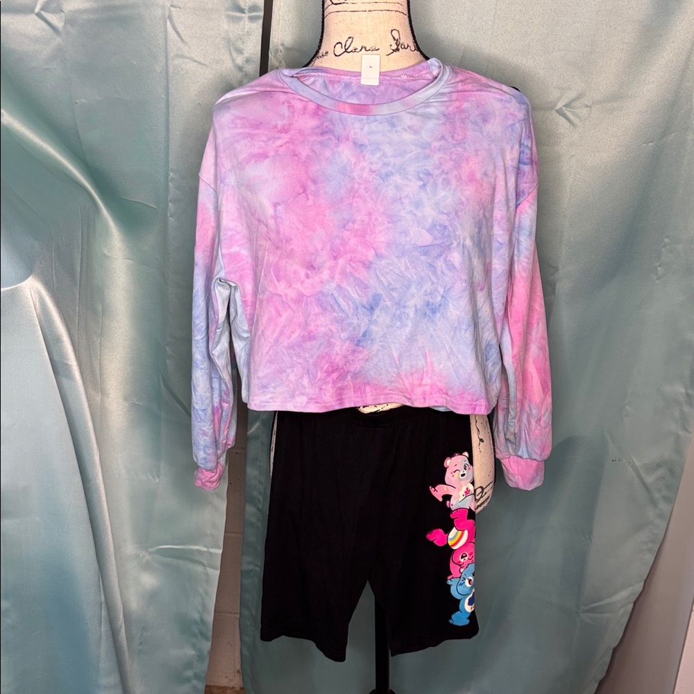 Girl’s Care Bears Outfit